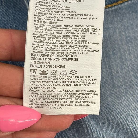 Levi’s 502 Regular Taper Boy’s Straight Leg Distressed Light Wash Denim Jeans 20 - Picture 14 of 17